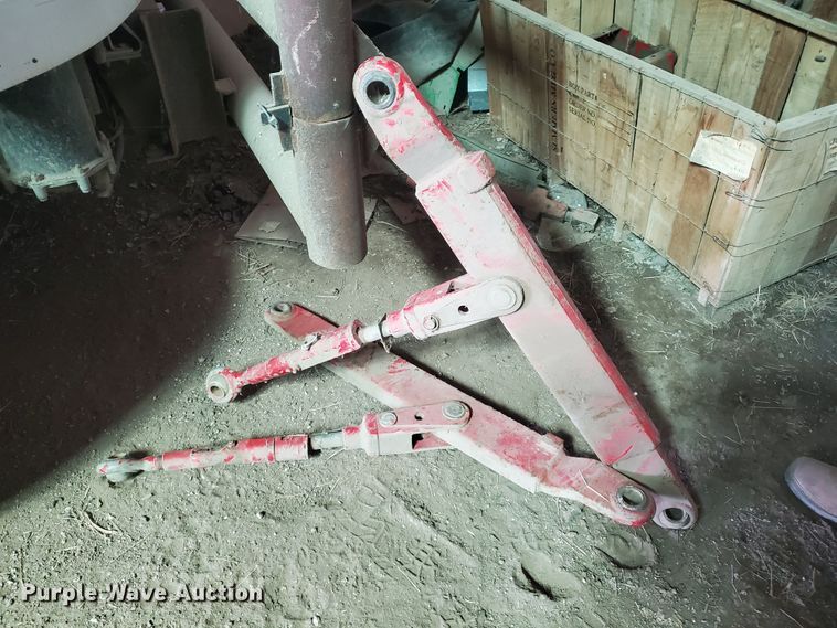 image for item DF5631 1984 Versatile 555  4WD tractor