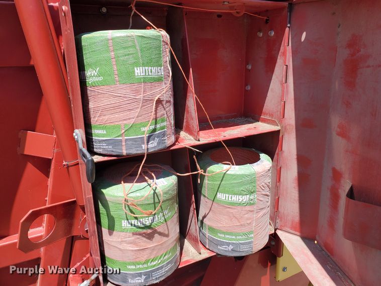 image for item DF5672 New Holland 853  round baler