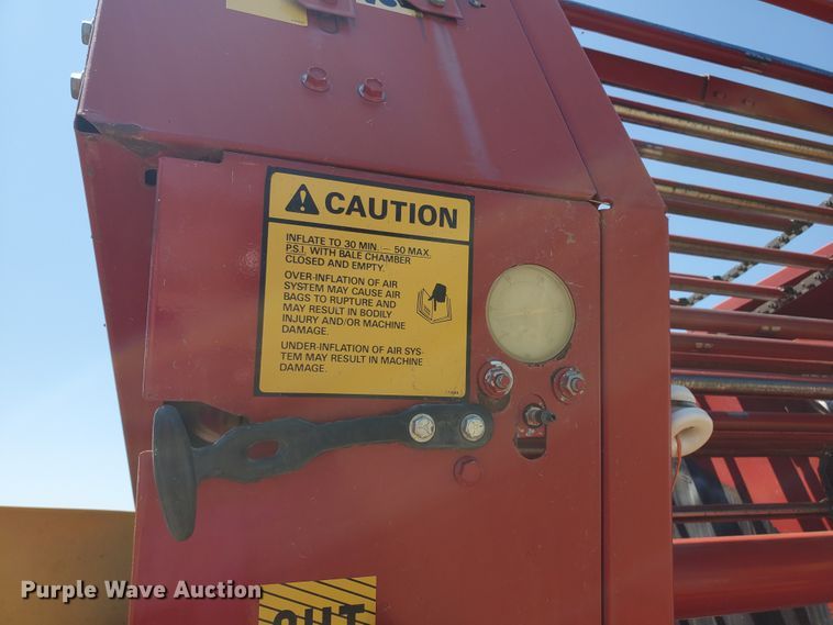 image for item DF5672 New Holland 853  round baler