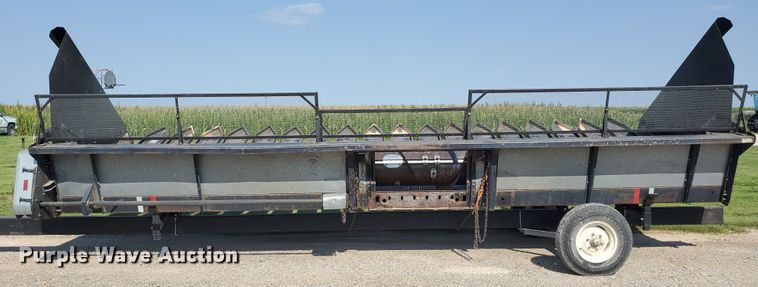 image for item DF7551 Deutz Allis sunflower rigid head