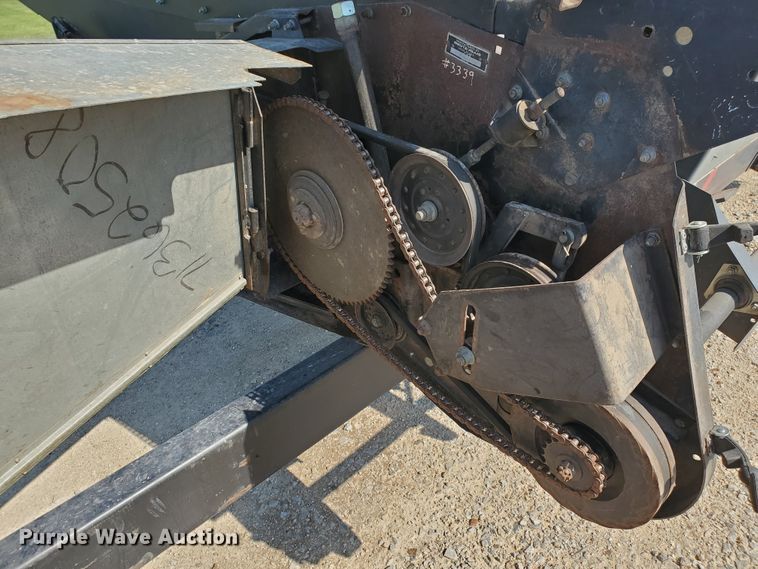 image for item DF7551 Deutz Allis sunflower rigid head