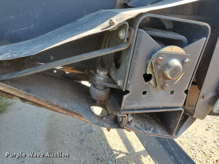 image for item DF7551 Deutz Allis sunflower rigid head