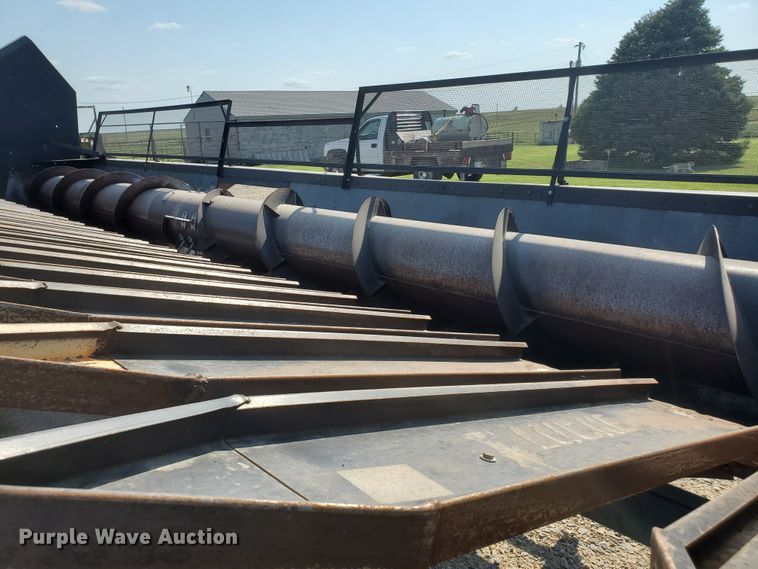 image for item DF7551 Deutz Allis sunflower rigid head