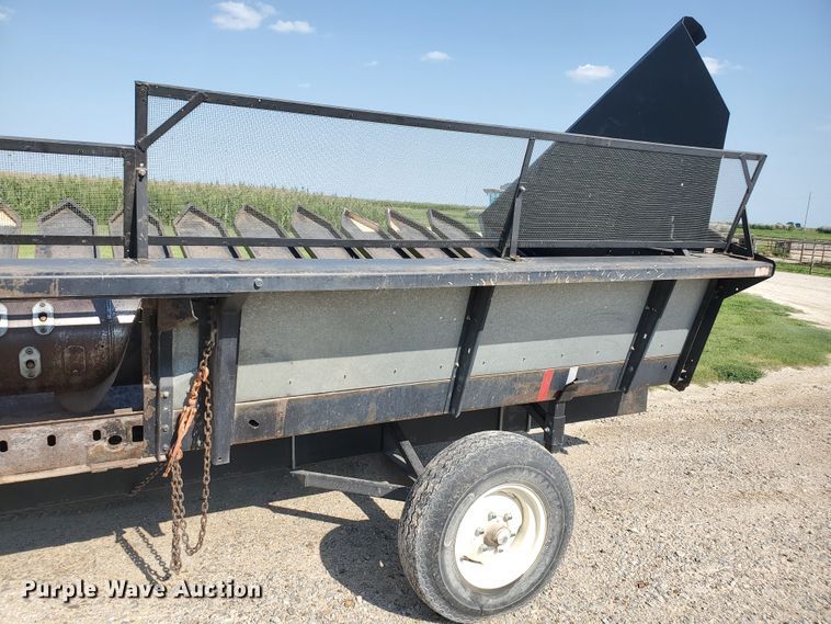 image for item DF7551 Deutz Allis sunflower rigid head