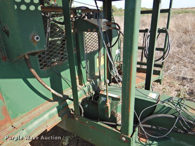 image for item DG1439 Arts-Way SupRaMix 15002M5 grinder/mixer