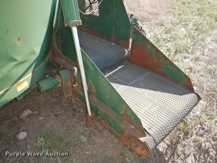 image for item DG1439 Arts-Way SupRaMix 15002M5 grinder/mixer