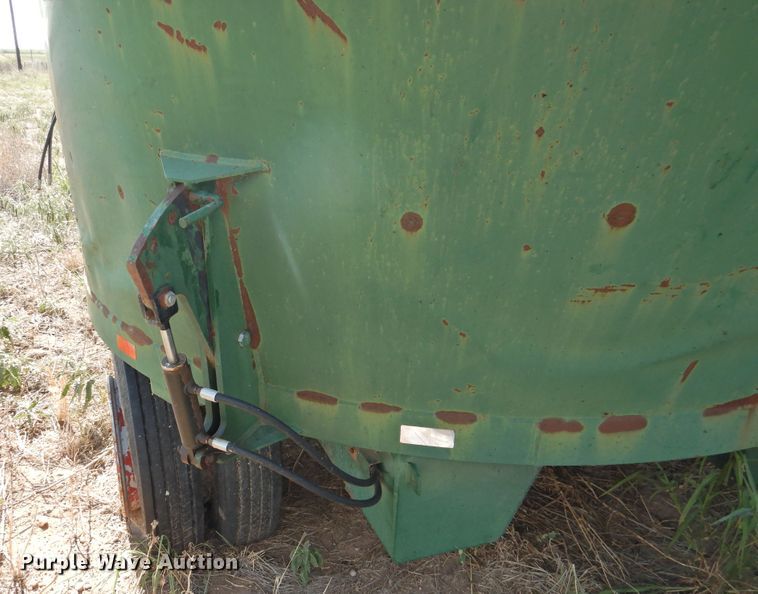 image for item DG1439 Arts-Way SupRaMix 15002M5 grinder/mixer