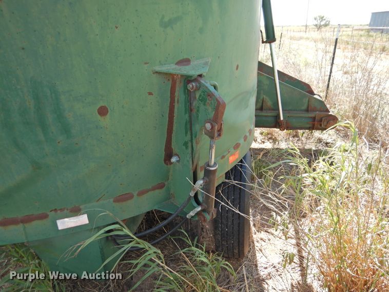 image for item DG1439 Arts-Way SupRaMix 15002M5 grinder/mixer