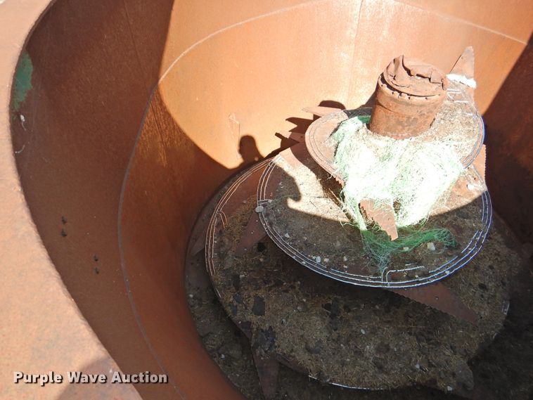 image for item DG1439 Arts-Way SupRaMix 15002M5 grinder/mixer