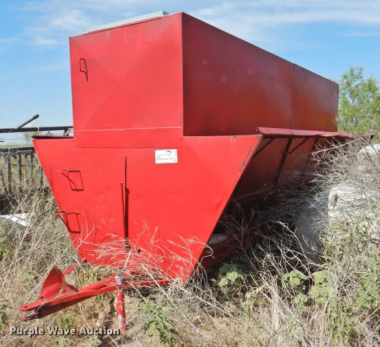 image for item DG1444 Mobile livestock self-feeder