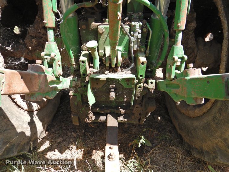 image for item DG1445 2010 John Deere 7330  MFWD tractor