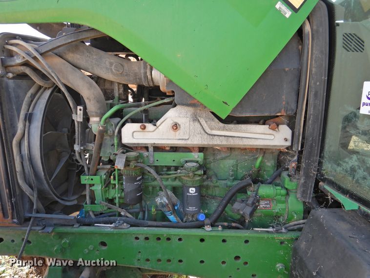 image for item DG1445 2010 John Deere 7330  MFWD tractor