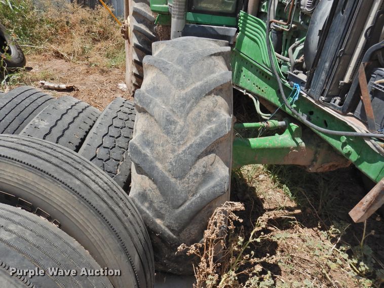 image for item DG1445 2010 John Deere 7330  MFWD tractor