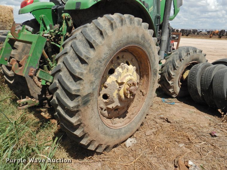 image for item DG1445 2010 John Deere 7330  MFWD tractor