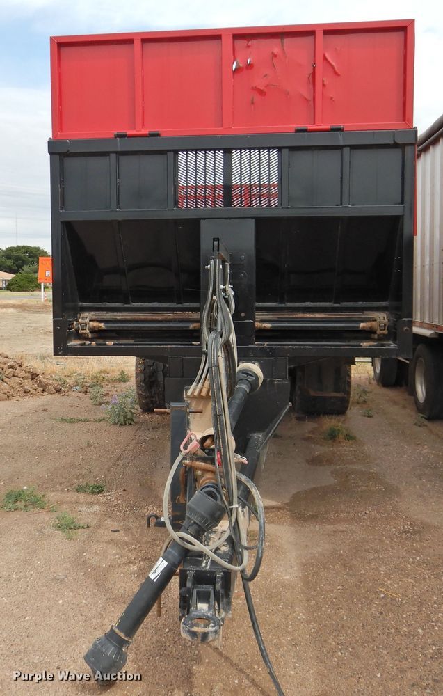 image for item DG1446 2018 Fehr manure spreader / silage wagon