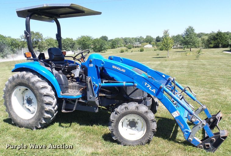 image for item DG2025 New Holland TC45D  MFWD tractor