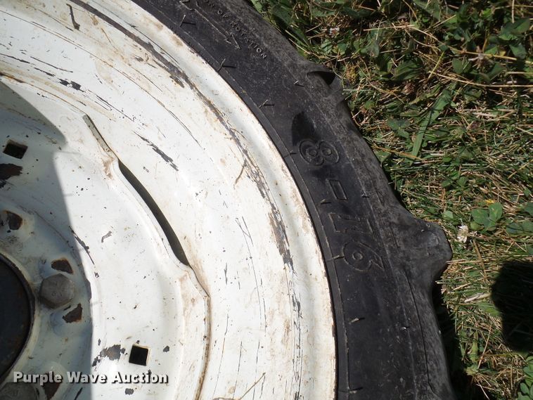 image for item DG2025 New Holland TC45D  MFWD tractor