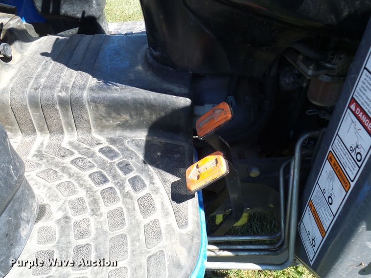 image for item DG2025 New Holland TC45D  MFWD tractor