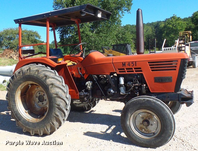 image for item DG2056 Memo M451  tractor