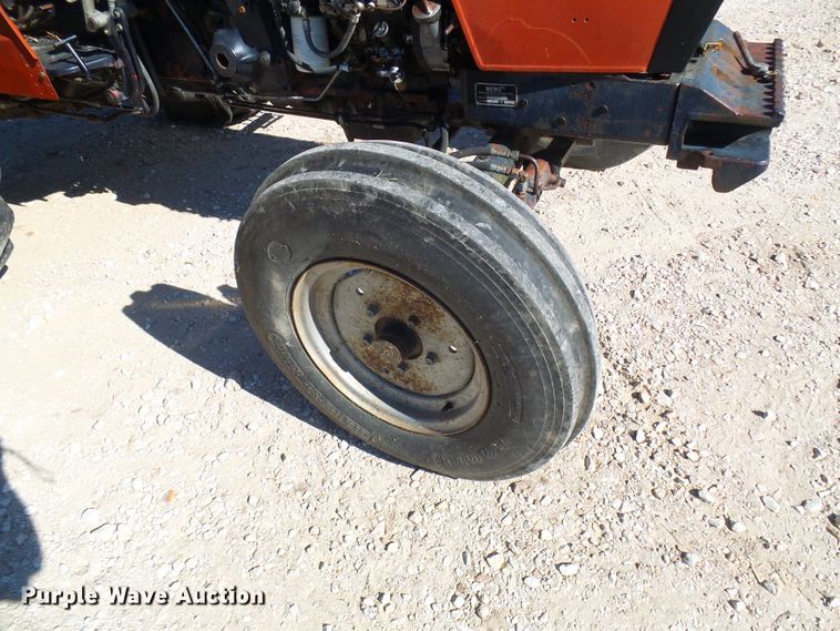image for item DG2056 Memo M451  tractor