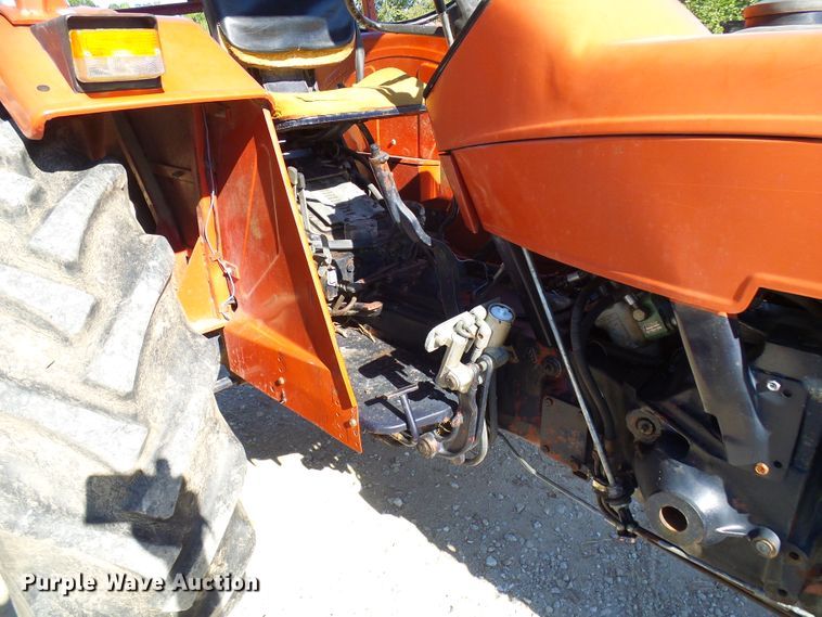 image for item DG2056 Memo M451  tractor