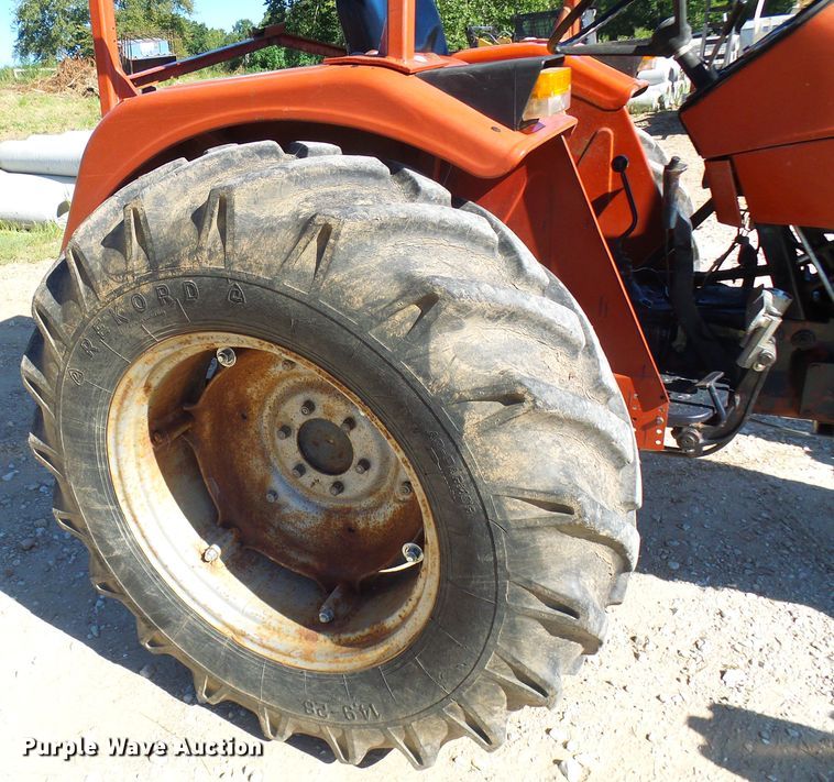 image for item DG2056 Memo M451  tractor
