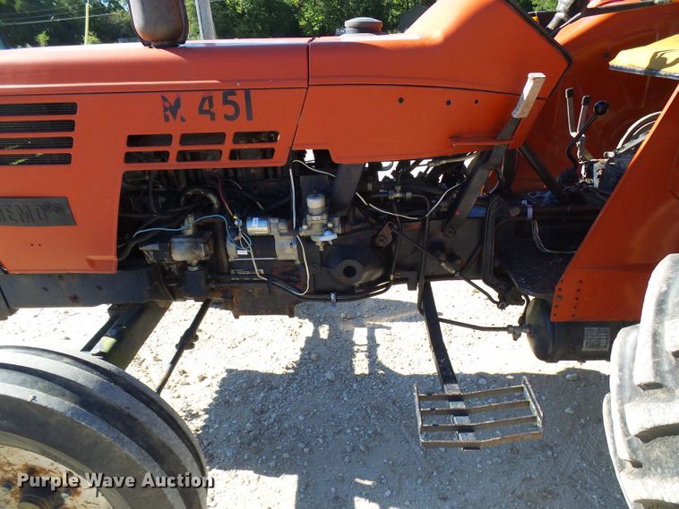 image for item DG2056 Memo M451  tractor