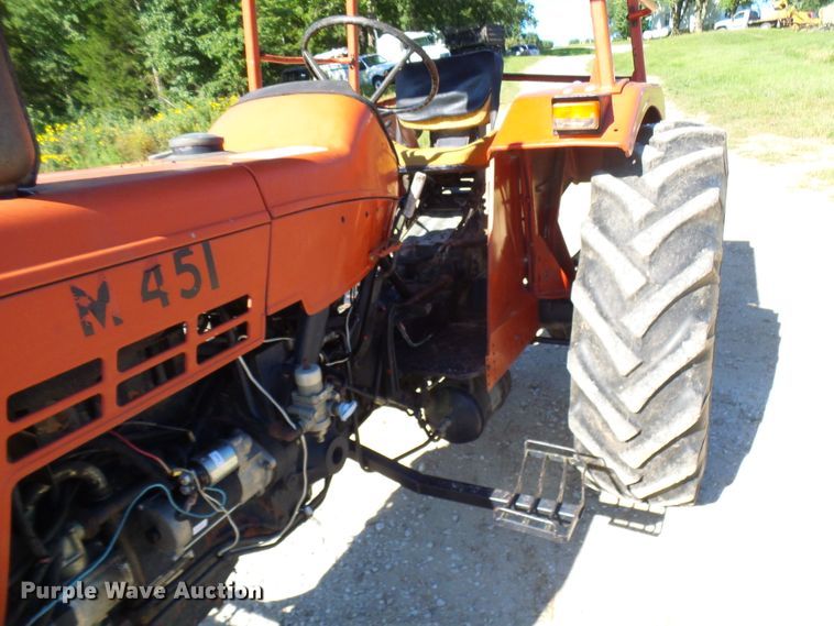 image for item DG2056 Memo M451  tractor