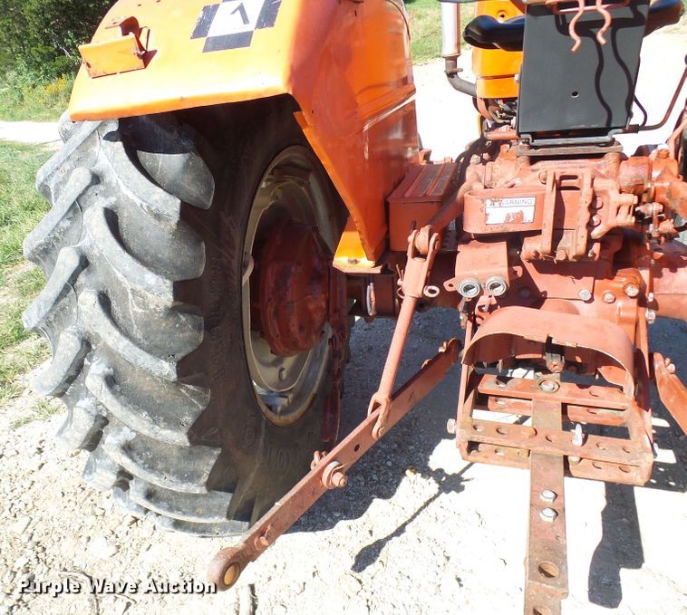 image for item DG2057 Allis Chalmers 5040  tractor