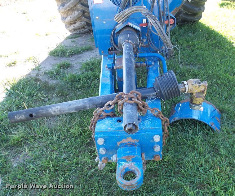 image for item DG2068 Kinze 1050 grain cart