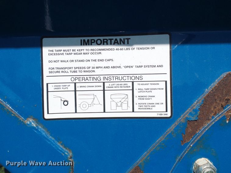 image for item DG2068 Kinze 1050 grain cart