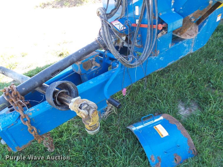 image for item DG2068 Kinze 1050 grain cart