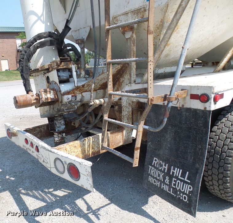 image for item DG2075 1994 Kenworth T600  fertilizer delivery truck