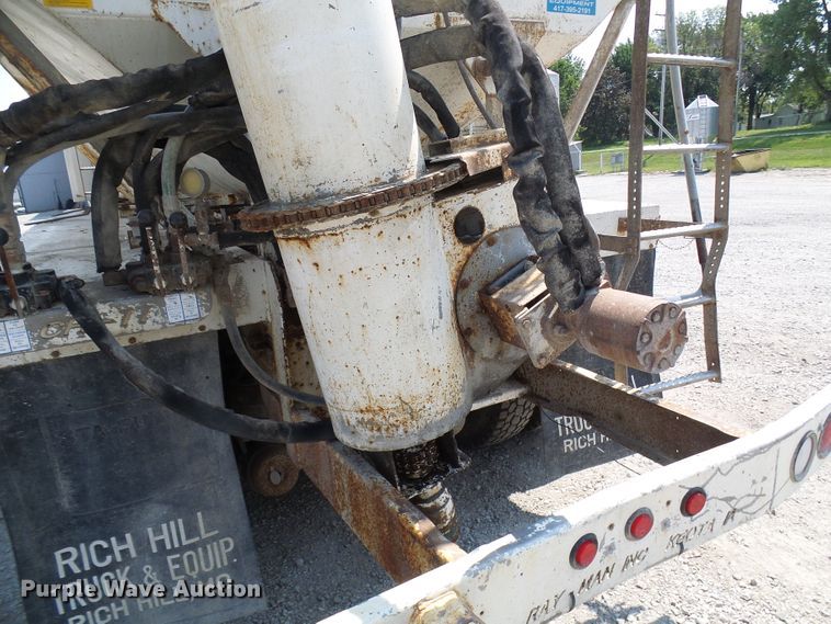 image for item DG2075 1994 Kenworth T600  fertilizer delivery truck