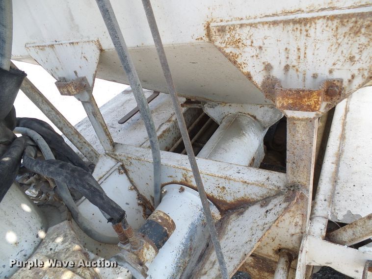 image for item DG2075 1994 Kenworth T600  fertilizer delivery truck