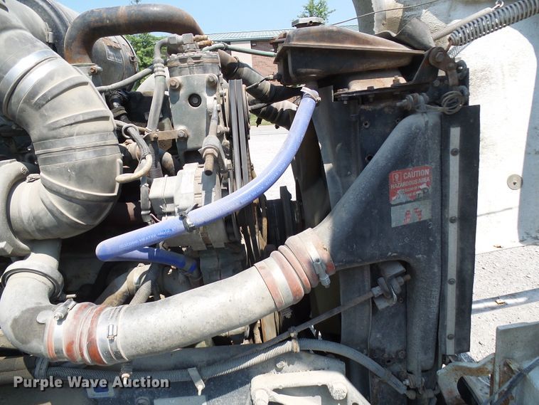 image for item DG2075 1994 Kenworth T600  fertilizer delivery truck