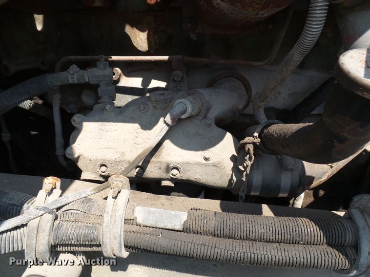 image for item DG2075 1994 Kenworth T600  fertilizer delivery truck