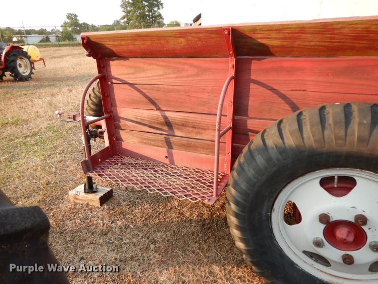 image for item DG6899 Shop built grain wagon