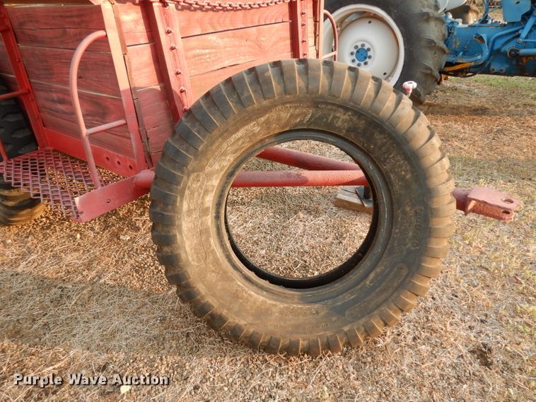 image for item DG6899 Shop built grain wagon