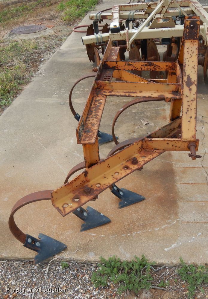 image for item DG6903 Modern one row cultivator