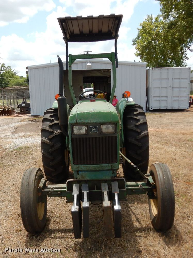 image for item DG6904 John Deere 1050  tractor