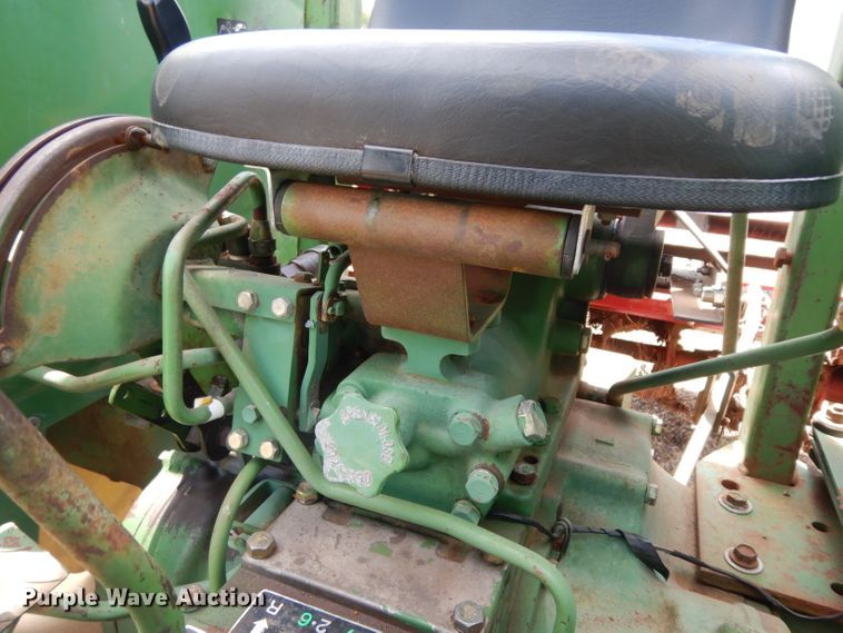 image for item DG6904 John Deere 1050  tractor