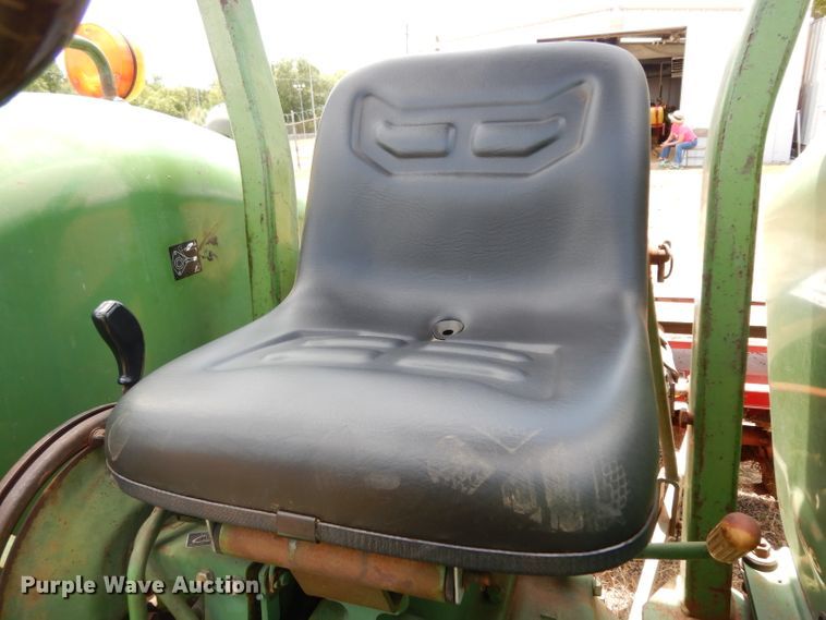 image for item DG6904 John Deere 1050  tractor