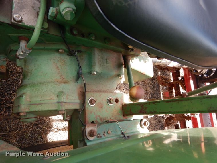 image for item DG6904 John Deere 1050  tractor