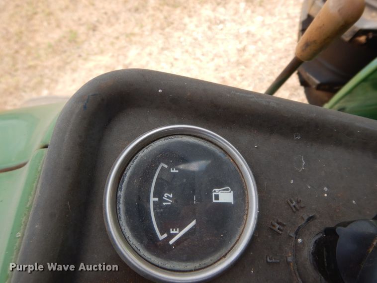 image for item DG6904 John Deere 1050  tractor