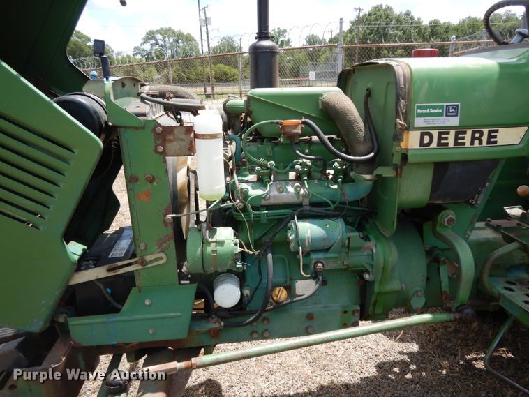 image for item DG6904 John Deere 1050  tractor