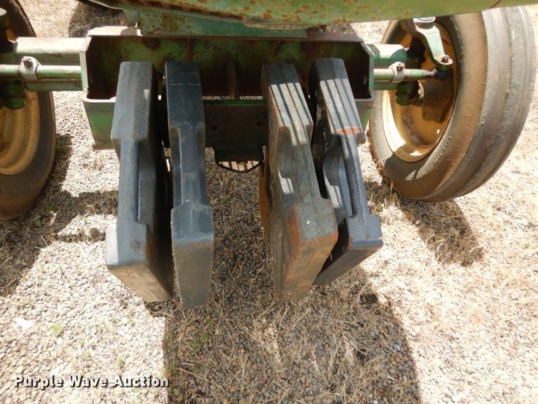 image for item DG6904 John Deere 1050  tractor