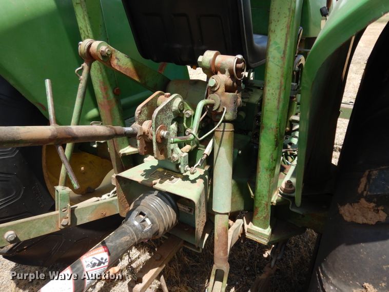 image for item DG6904 John Deere 1050  tractor