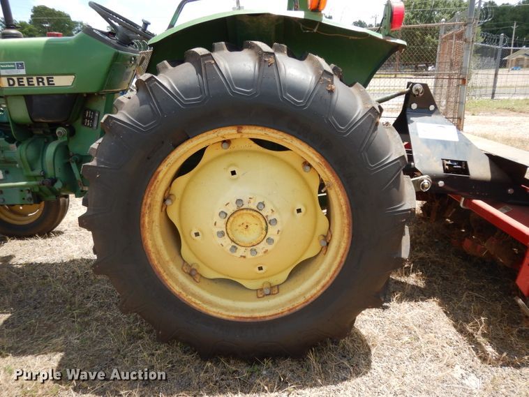 image for item DG6904 John Deere 1050  tractor