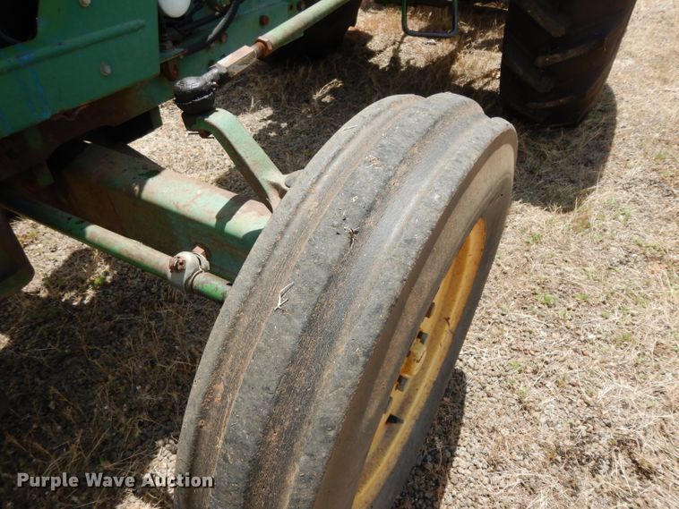 image for item DG6904 John Deere 1050  tractor